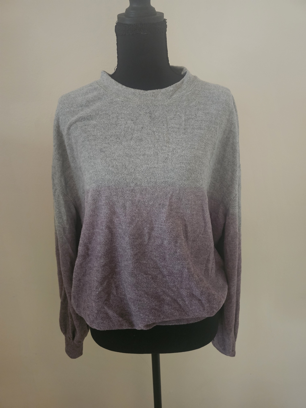 Women's Two-Tone Gray and Mauve Pullover Sweater